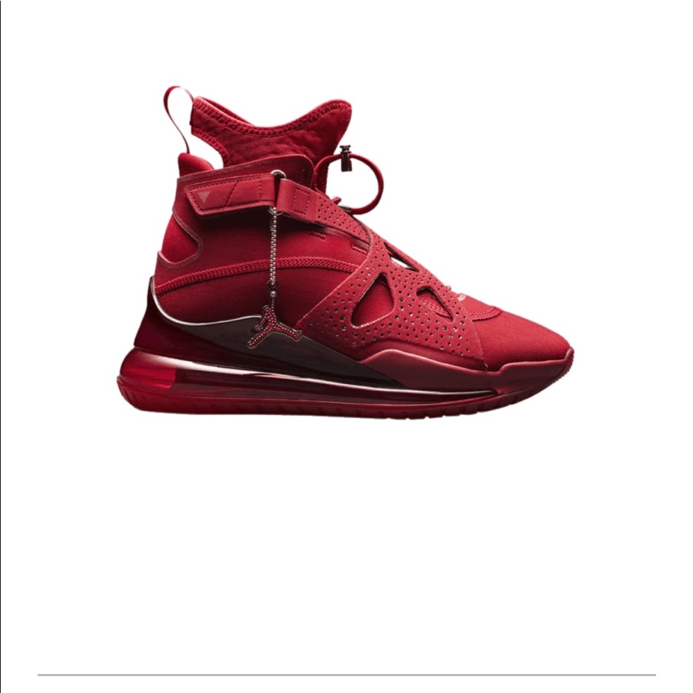 SWAROVSKI JORDAN ♥️😍